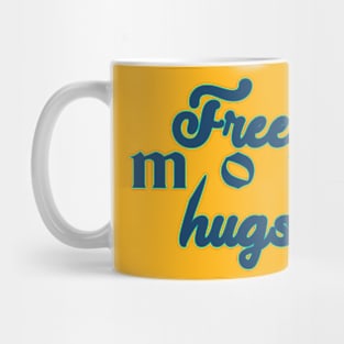 free mom hugs Mug